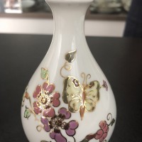 Zolnay pillangós váza
